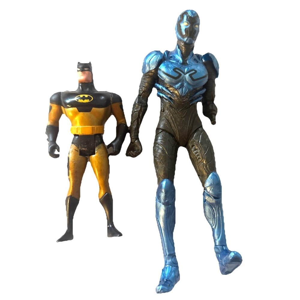 Vintage Batman 1993 Kenner 4.75" Gold Suit / Blue Beetle